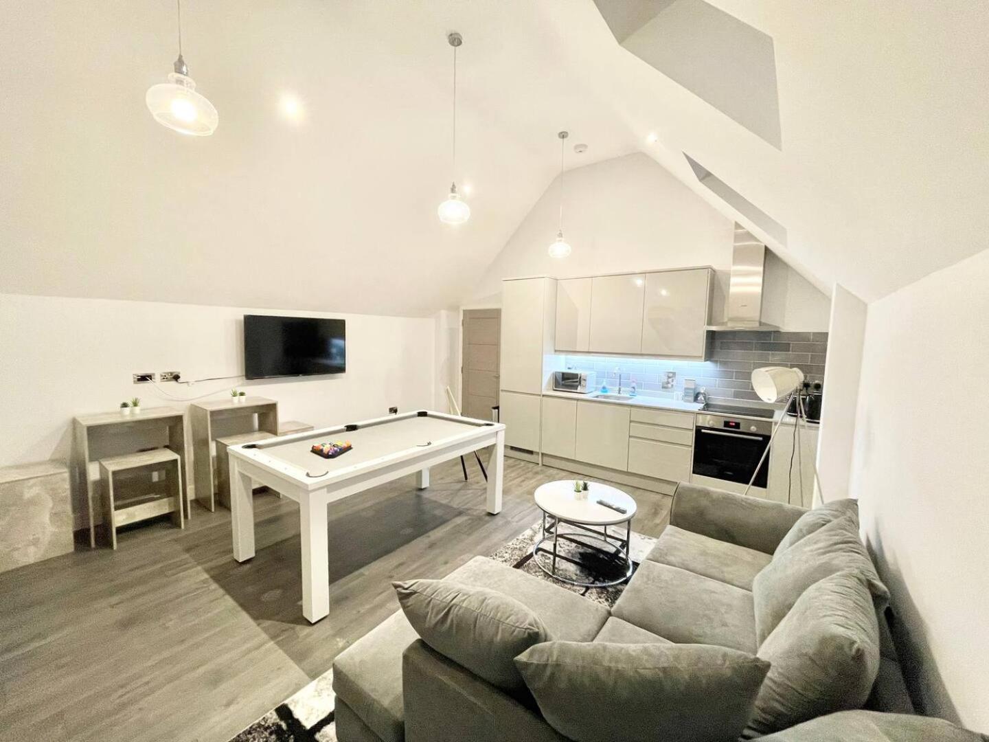 D & D Luxury Apartments スタンモア エクステリア 写真