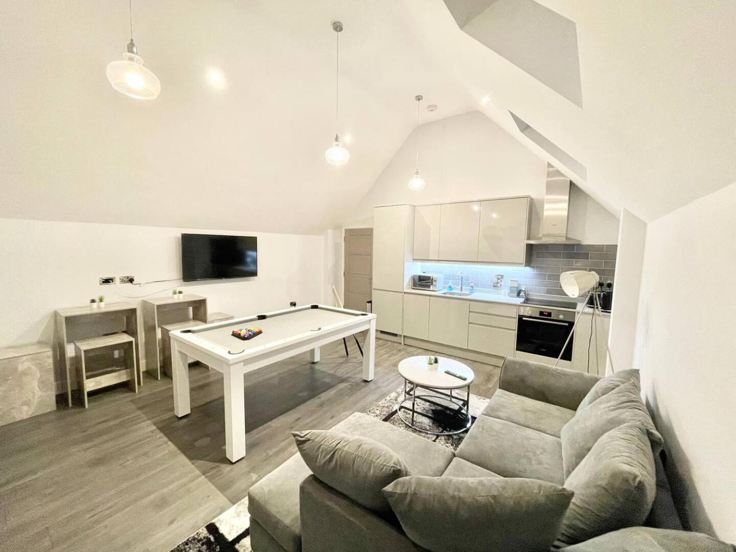 D & D Luxury Apartments スタンモア エクステリア 写真