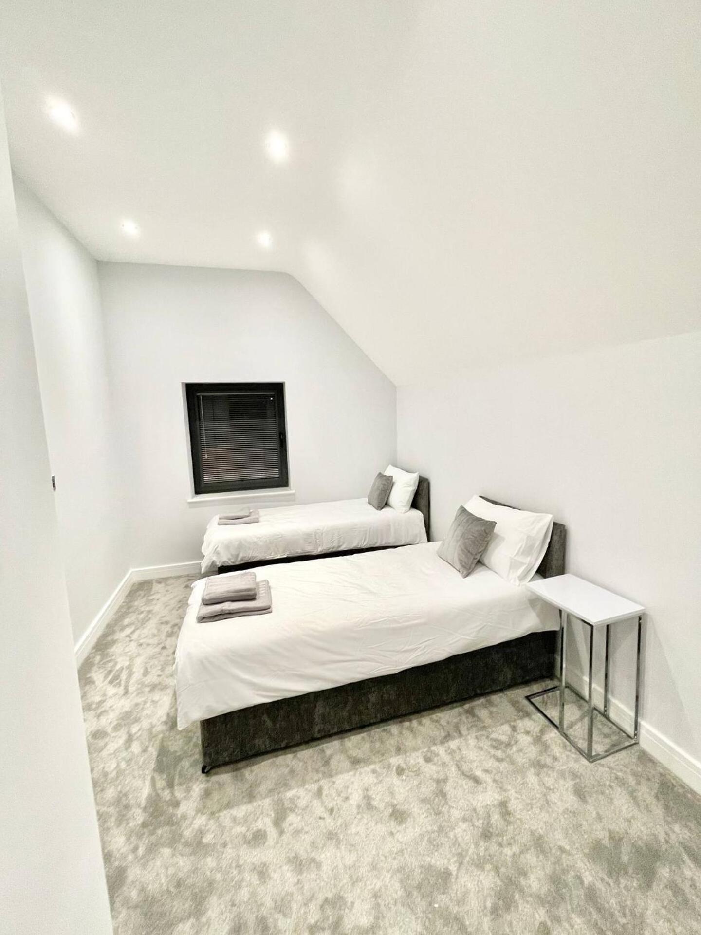 D & D Luxury Apartments スタンモア エクステリア 写真