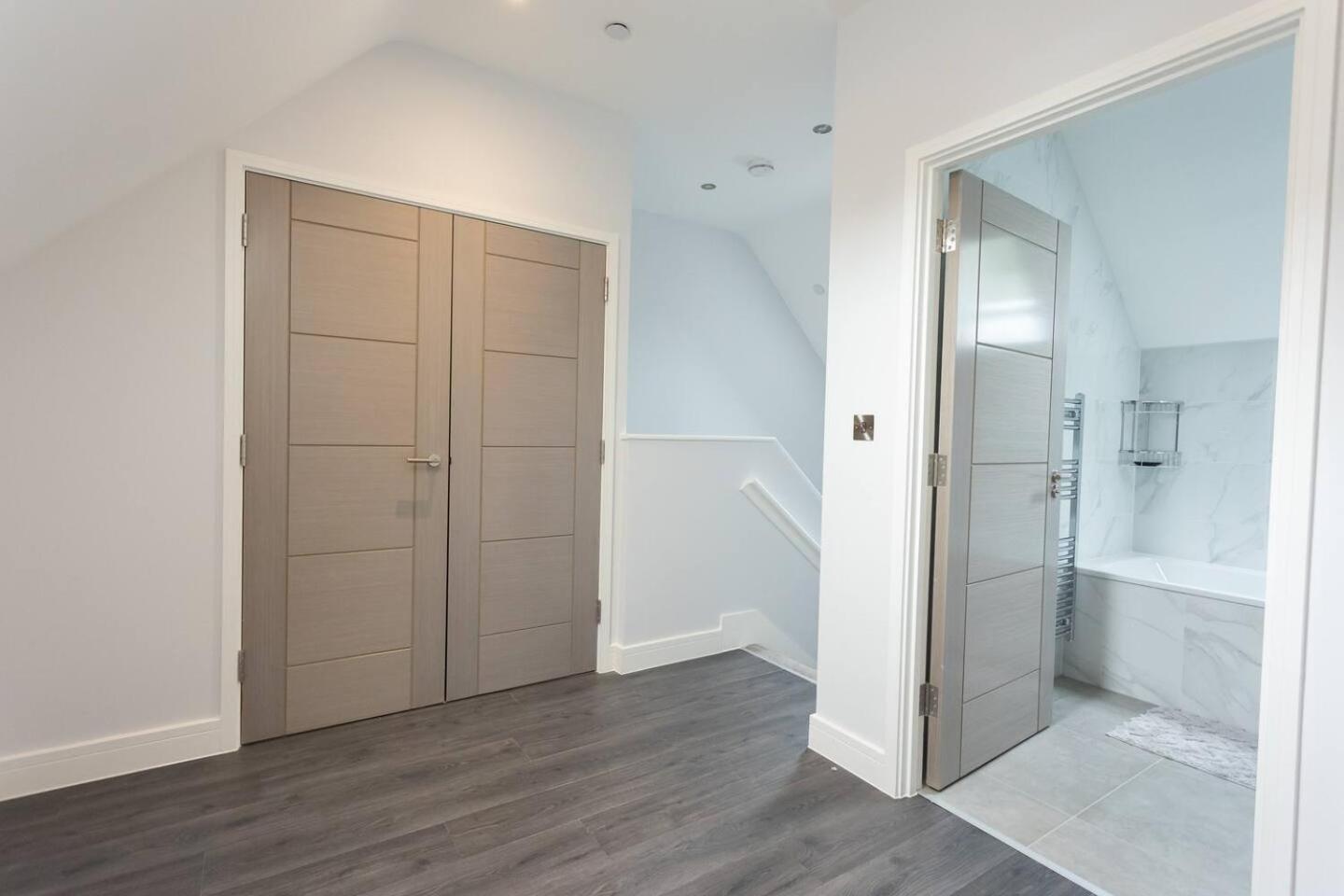 D & D Luxury Apartments スタンモア エクステリア 写真