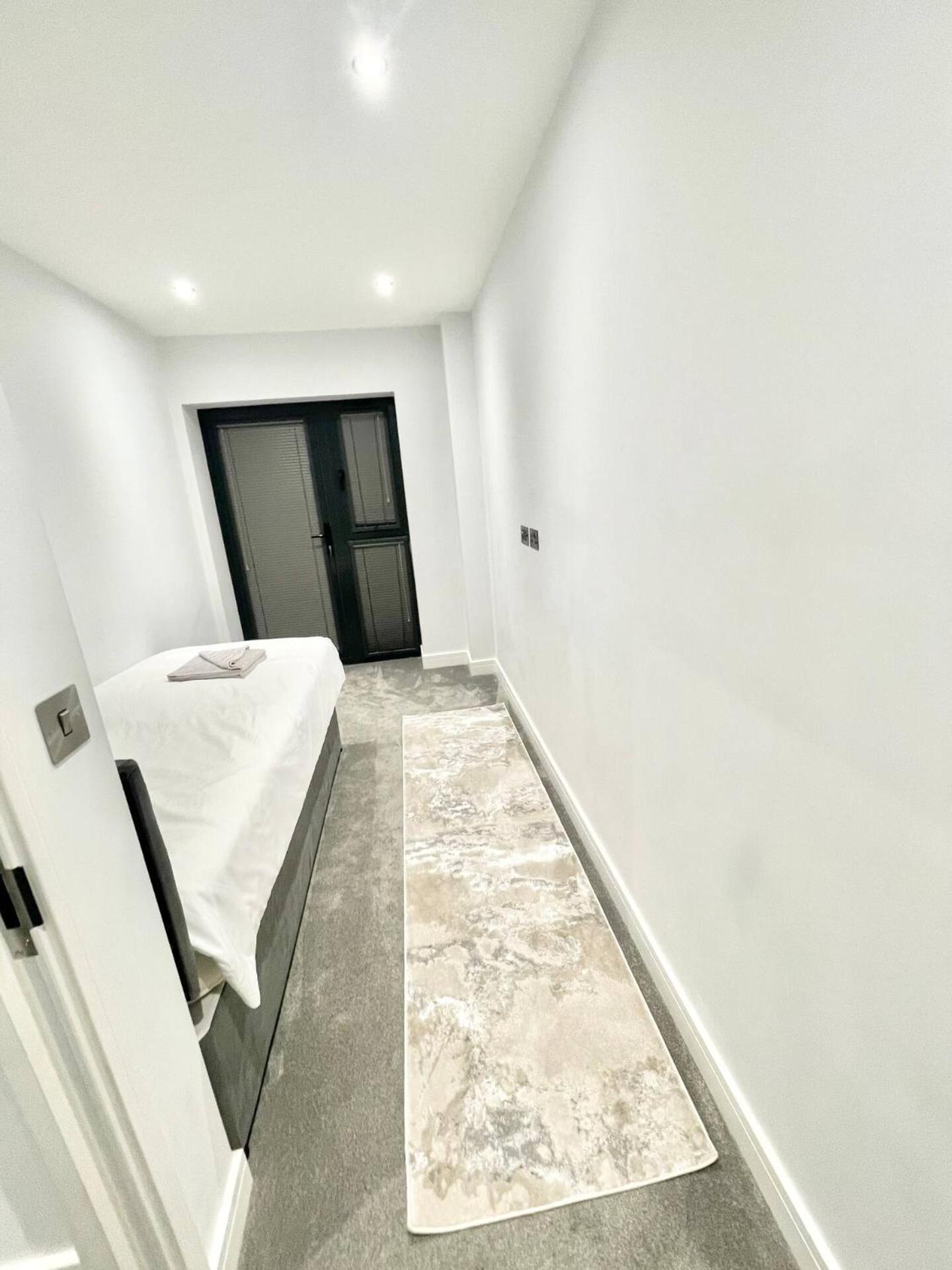 D & D Luxury Apartments スタンモア エクステリア 写真